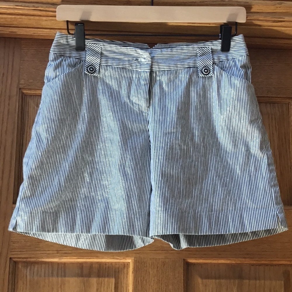 White House Black Market black and white striped with silver shorts. Women’s 2